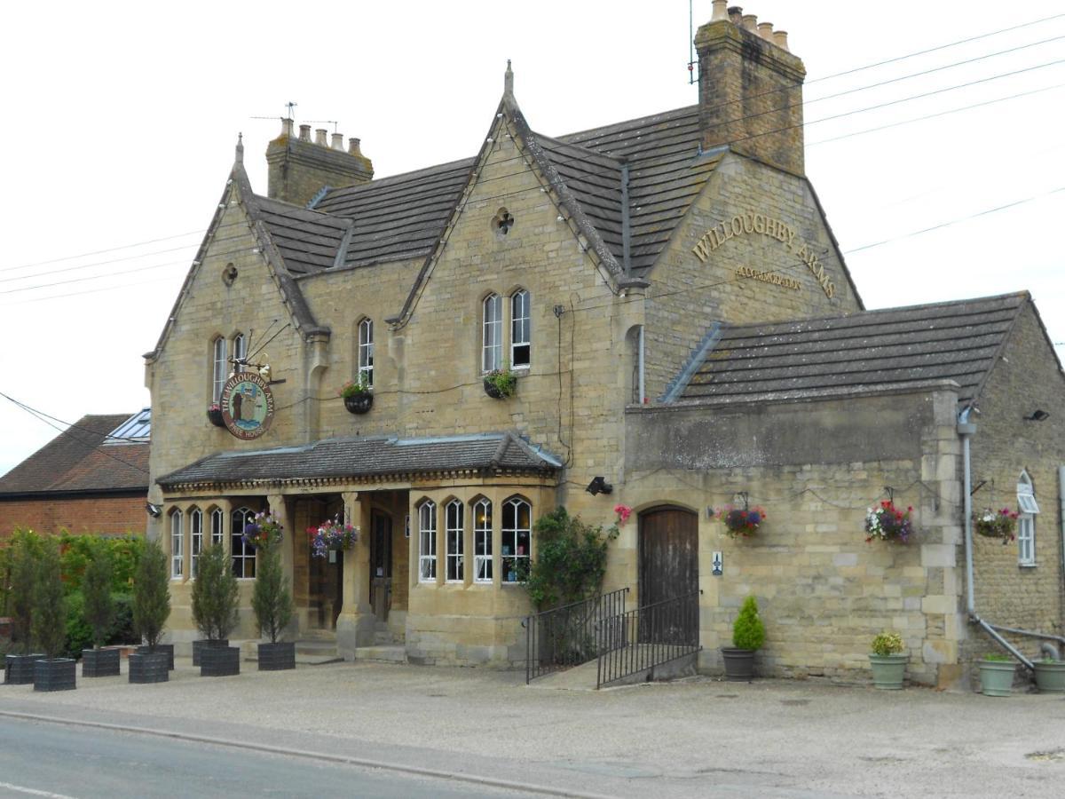 Hotel Willoughby Arms Little Bytham Zewnętrze zdjęcie